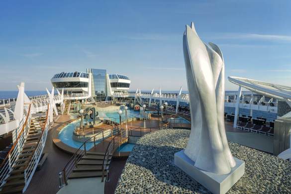 MSC Cruises MSC Divina Aquapark - Credits - MSC Rights - Ivan Sarfatti 4.jpg